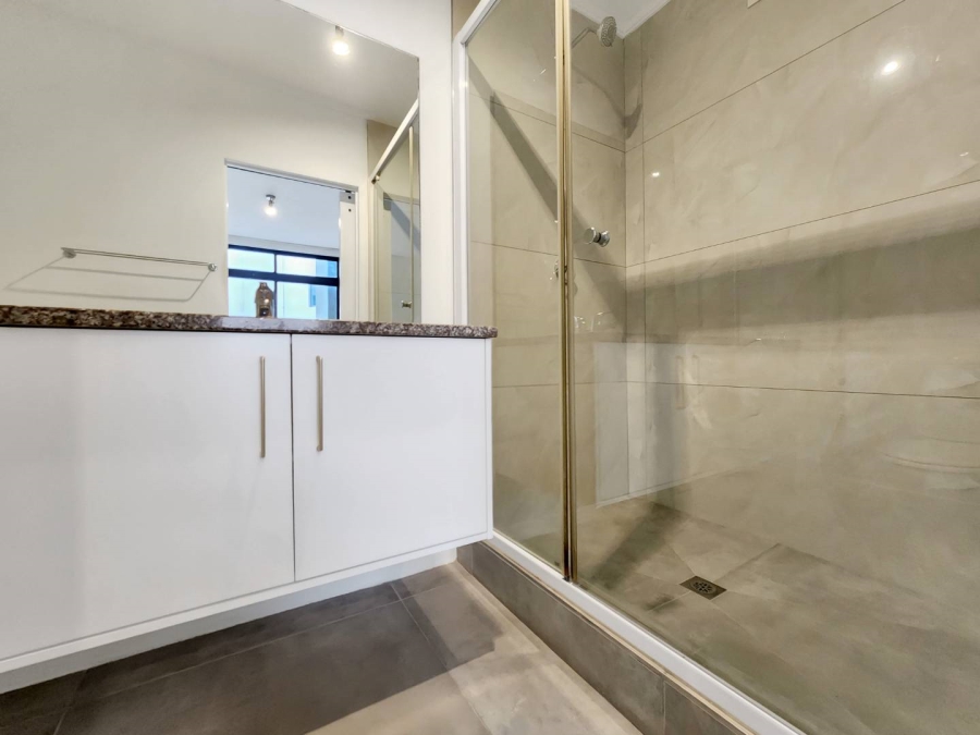 To Let 1 Bedroom Property for Rent in De Waterkant Western Cape